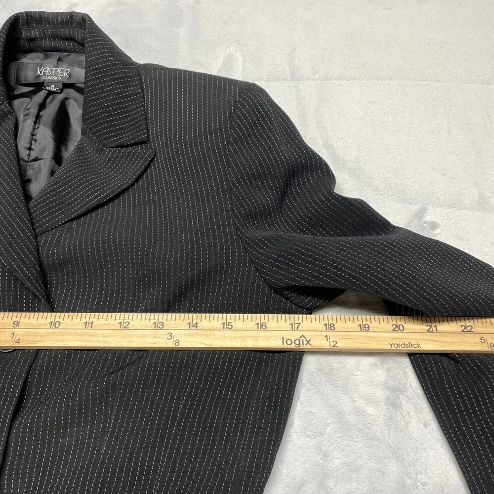 Kasper Pinstripe Blazer Pleated Skirt Suit Set Womens 4 Black Professional